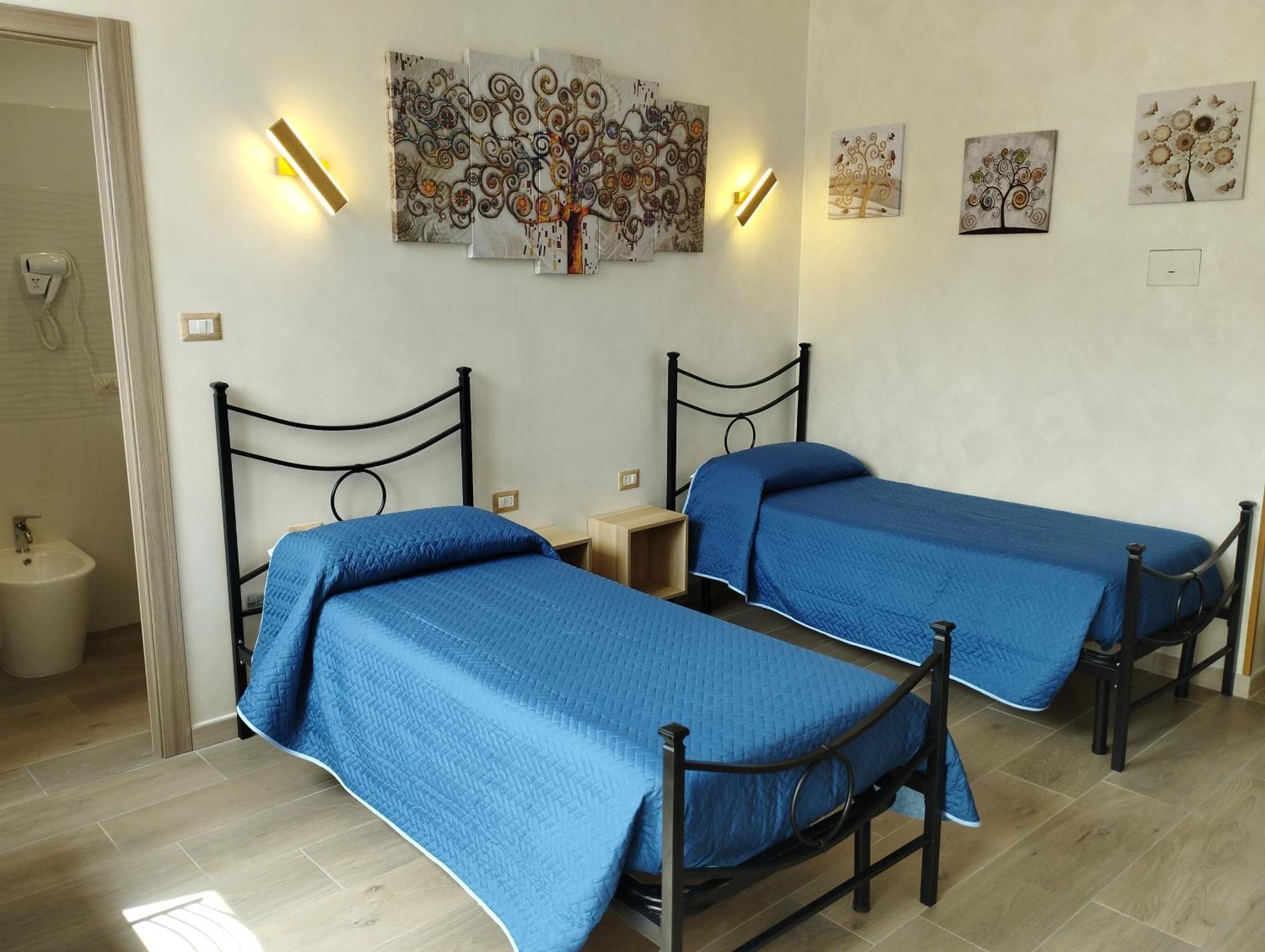 Отель Roma Tourist Lease Ачилия Экстерьер фото